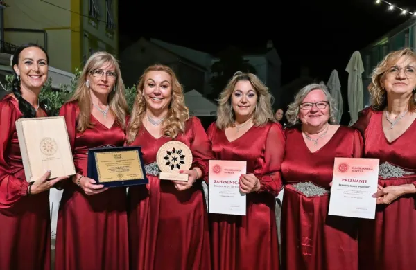 Klapa Fritule je s Krka prinesla kar dve nagradi.