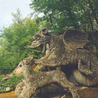 Eden  od številnih fantastičnih motivov znotraj parka