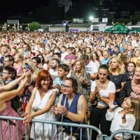(FOTO) Leto&scaron;nje portoro&scaron;ke noči v znamenju zabave, glasbe in hrane