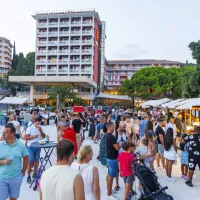 (FOTO) Leto&scaron;nje portoro&scaron;ke noči v znamenju zabave, glasbe in hrane
