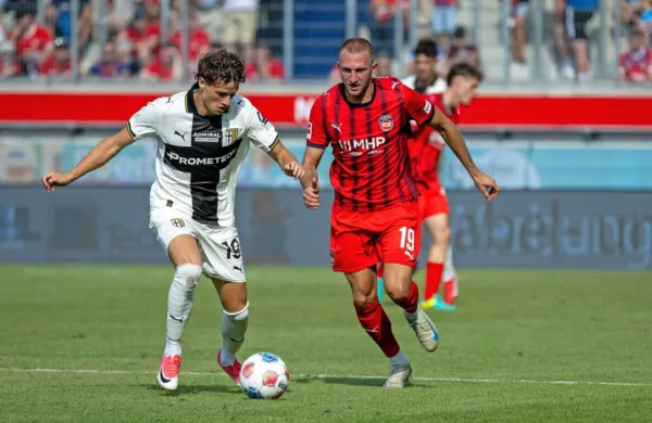 Izolan Tjaš Begić (levo) se bo poskušal dokazati v serie A  v dresu 
Parme.  