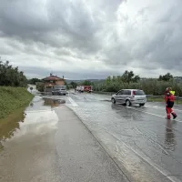 (FOTO in VIDEO) Dekani so bili več kot uro odrezani od sveta