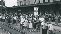 Prizor iz filma Tri četrtine sonca, ki so ga posneli na novogoriški 
železniški postaji, kamor se vrača v nedeljo.  