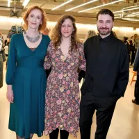 Saša Pavček, Urška Djukić in Saša Tabakovič iz filma Kaj ti je 
deklica, ki je prejel nagrado kritikov.