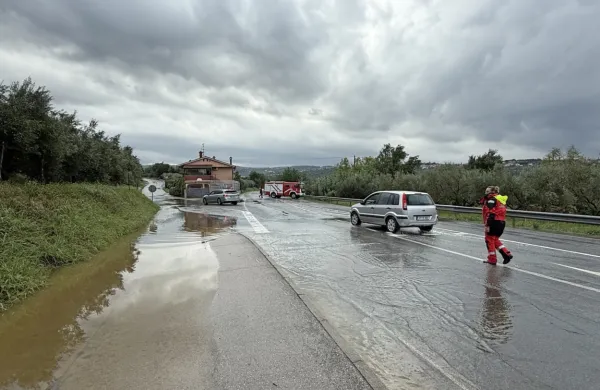 Slovenijo bo v torek dosegla vremenska fronta z nestabilnim 
vremenom.