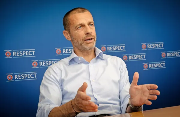 Aleksander Čeferin ima mandat na čelu evropske nogometne 
zveze do leta 2027.

