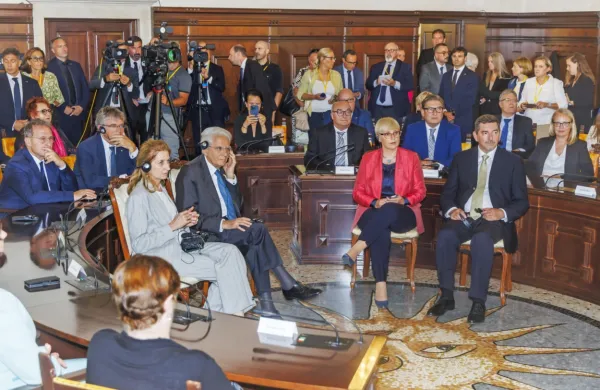 (FOTO) Predsednika sta uradno odprla prenovljeno palačo Collegio dei Nobili v Kopru