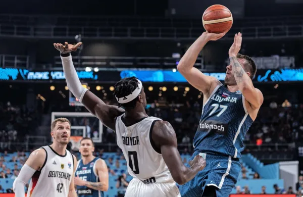 Luka Dončić je po tekmi z Nemčijo komentiral tudi sodniške 
odločitve.