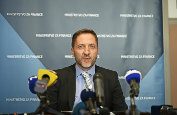 Finančni minister Klemen Boštjančič