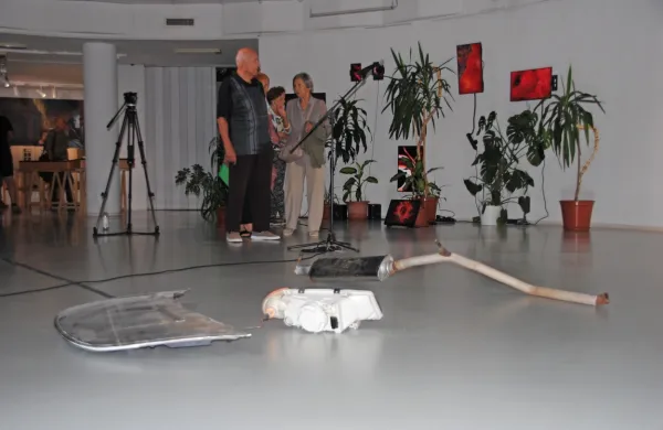 Akademija umetnosti se je razstavo poklonila 30 letom Univerze v Novi Gorici (FOTO)