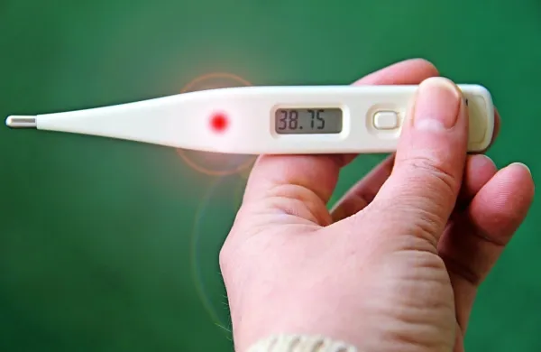 Tudi pri različnih virozah se pogosto pojavlja močno povišana 
telesna temperatura.