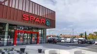 Spar v Portorožu odpira vrata. Poznavalci pravijo, da gre za eno najdražjih trgovin na kvadratni meter prodajne povr&scaron;ine v Sloveniji.