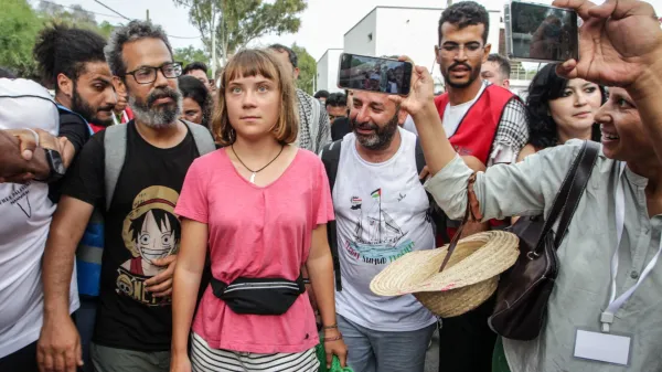 vedska aktivistka Greta Thunberg je sodelovala v humanitarni flotilji Sumud