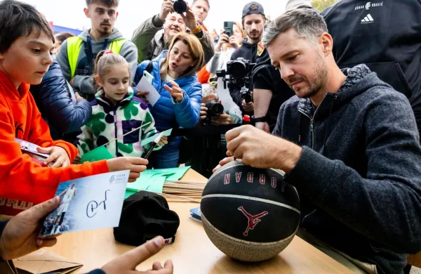 igri&scaron;če Goran Dragić Nova Gorica