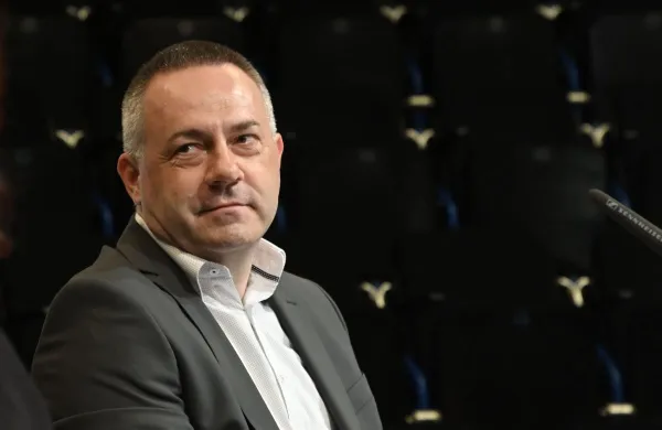 Nekdanji minister Danijel Be&scaron;ič Loredan je zase poskrbel bolj kot za paciente