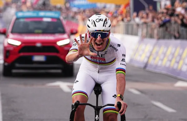 POGACAR Tadej wins the 119th edition of the Il Lombardia, Tour of Lombardy cycling race, a 241 km one day race from Como to Bergamo on October 11, 2025, Italy. (),Image: 1044768155, License: Rights-managed, Restrictions:, Model Release: no, Credit line: Marco Alpozzi/LaPresse/Profimedia