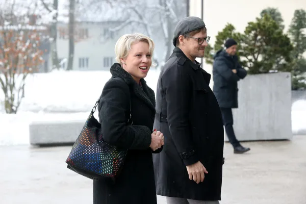 Ur&scaron;ka Klakočar Zupančič, Robert Pav&scaron;ič