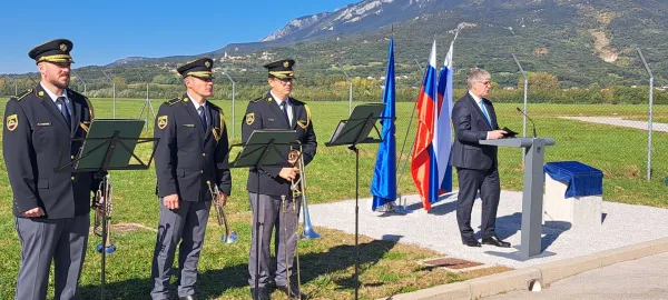 Nova policijska postaja v Ajdov&scaron;čini: 5,4 milijona evrov vredna naložba bo dokončana v letu 2028