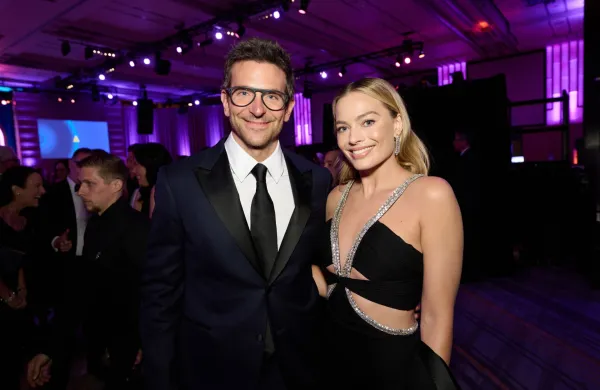 Bradley Cooper in Margot Robbie načrtujeta film
o Oceanovih