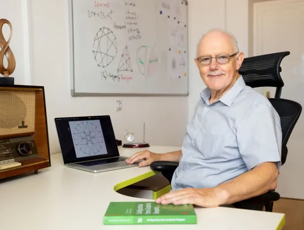 Prof. dr. Tomaž Pisanski