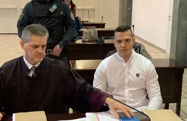 Branko Gvozdić (levo), desno Klemen Kadivec, sodi&scaron;če v ljubljani, gospodarsko razstavi&scaron;če