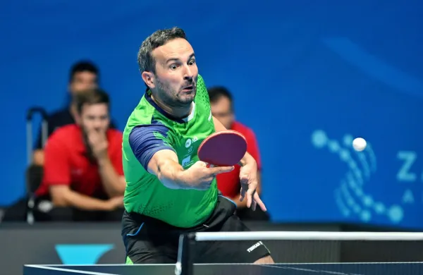 Bojan Tokić, Slowenien, am zweiten Tag der Team-Europameisterschaften im Tischtennis in Zadar, Kroatien Bojan Tokic, Slowenien, am 13. Oktober 2025 in der Vorrunde der Team-Europameisterschaften im Tischtennis in der Kresimir-Kosic-Halle in Zadar Kroatien im zweiten Gruppenspiel gegen D&auml;nemark Zadar Kresimir-Kosic-Halle Kroatien *** Bojan Tokic, Slovenia, on the second day of the European Team Table Tennis Championships in Zadar, Croatia Bojan Tokic, Slovenia, on October 13, 2025 in the preliminary round of the European Team Table Tennis Championships in the Kresimir Kosic Hall in Zadar Croatia in the second group match against Denmark Zadar Kresimir Kosic Hall Croatia,Image: 1045201819, License: Rights-managed, Restrictions:, Model Release: no, Credit line: IMAGO/imago sportfotodienst/Profimedia