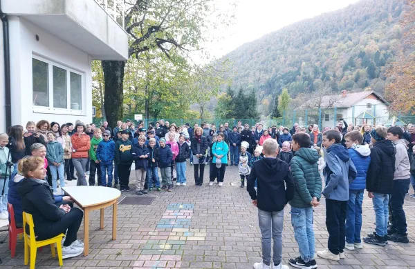 O&Scaron; Čepovan odprtje prizidka kuhinja jedilnica servisni prostori MONG 880.000 evrov