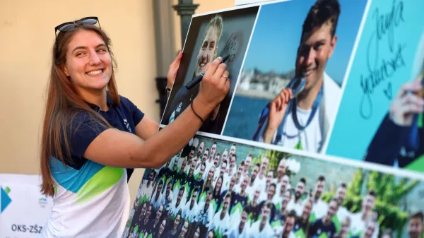 Slovenija, Ljubljana12.08.2024, 12. avgust 2024&scaron;portnice in &scaron;portniki se družijo z novinarji po vrnitvi iz Olimpijade Parizu. Andreja Le&scaron;ki Foto:Borut ?ivulovi?/BOBO