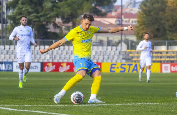 Koper, 09.11.2024Nogomet, Prva liga, FC Koper - DomžaleDeni Juric (FC Koper)