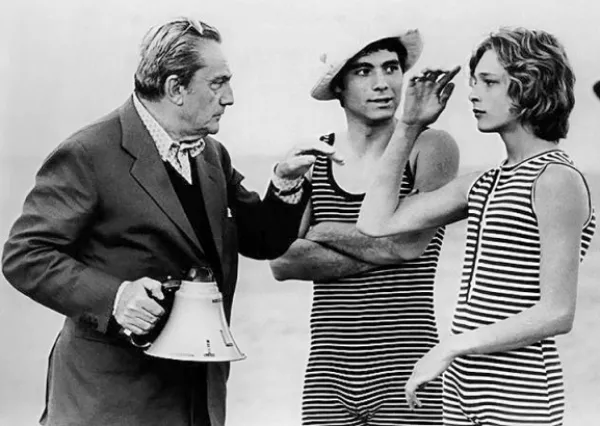 Na levi režiser Luchino Visconti, Sergio Garfagnoli in Bj&ouml;rn Andr&eacute;sen