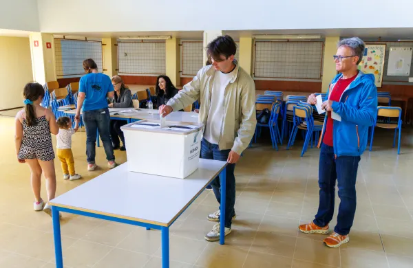 Koper, 11.5.2025Referendum, Zakonodajni referendum o ZDPIDU 2025, voli&scaron;ca, volisce OS Dusana Bordona