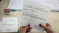Ljubljana, UE Ljubljana.Predcasno glasovanje na posebnih voliscih na referendumu o zakonu o pomoci pri prostovoljnem koncanju zivljenja.