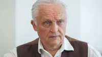Ljubljana, DZ.Okrogla miza o pomenu prvih demokraticnih volitev po drugi svetovni vojni na slovenskih tleh in pomenu spostovanja demokraticnih standardov, ki jo je ob 35-letnici volitev pripravilo Drustvo poslancev 90.Predsednik stranke Nova socialdemokracija Andrej Magajna.