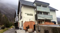 Bovec, Hotel Boka.Zunanjost Hotela Boka.Foto: Lina Troha Roner