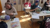 V najstarej&scaron;i čipkarski &scaron;oli učijo klekljati vse generacije