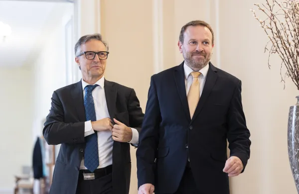 Poslanca italijanske in madžarske narodne skupnosti - Felice Ziza in Ferenc Horvath - menita, da je za narodnostne programe potrebnega več denarja. 