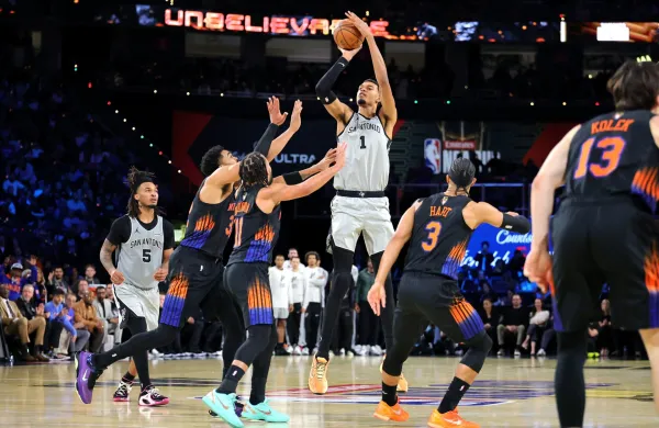 New York Knicks: San Antonio Spurs (124:113)