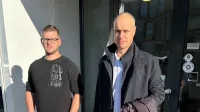 policist Rok Prelaz (levo) odvetnik Edvard Ermenc (desno)