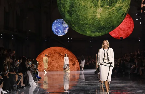 A model walks the runway during the Chanel Womenswear Spring/Summer 2026 show as part of Paris Fashion Week on October 06, 2025 in Paris, France. Bestimage,Image: 1044017949, License: Rights-managed, Restrictions:, Model Release: no, Credit line: Agence/Bestimage/Profimedia