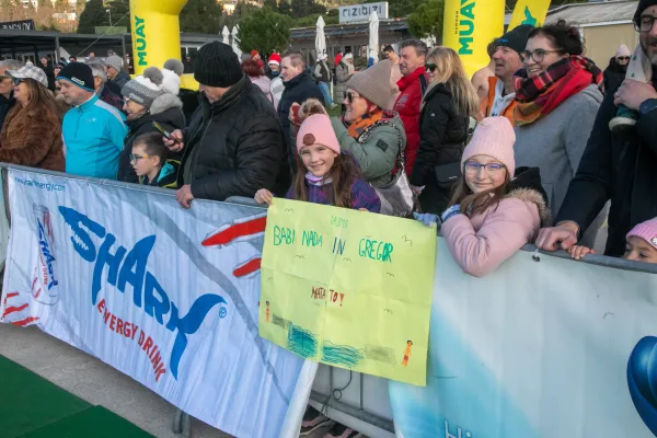 Portoro?, 01.01.2026Novoletni skok v morje 2026