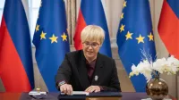 Predsednica republike Nata&scaron;a Pirc Musar je podpisala odlok o razpisu volitev v DZ, ki bodo 22. marca.