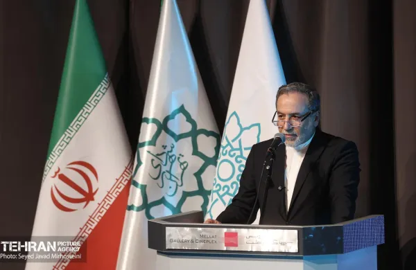 Iranski zunanji minister Abas Aragči je dodal, da je Teheran pripravljen tudi na pogajanja z ZDA.