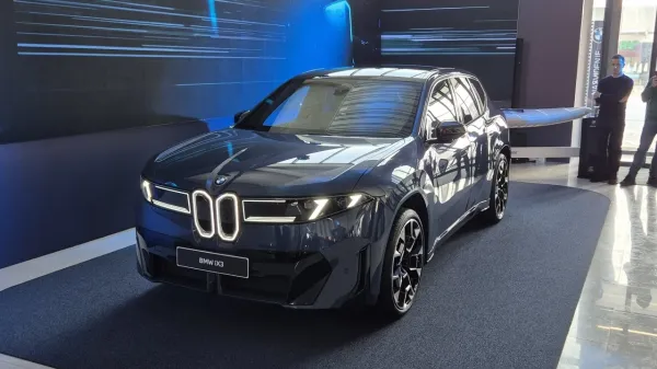 BMW iX3