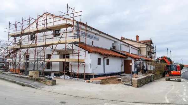 Stična točka dogajanja in druženja v Hrvatinih kmalu v novi podobi
