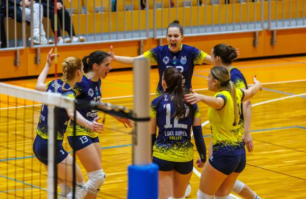 Koper, 13.12.2025Dvorana O&Scaron; Koper, Prva odbojkarska liga ženske,Luka Koper Volley - Ankaran