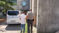 Mladenke je otipaval in jih prosil za seks