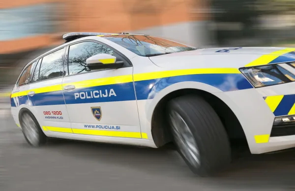 policija, policijski avto