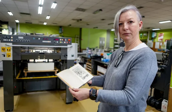 Ponovno rojstvo Kettejevih Poezij - poklon literatu in tiskarski umetnosti