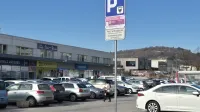 Sežana, center Spar, parkiri&scaron;če