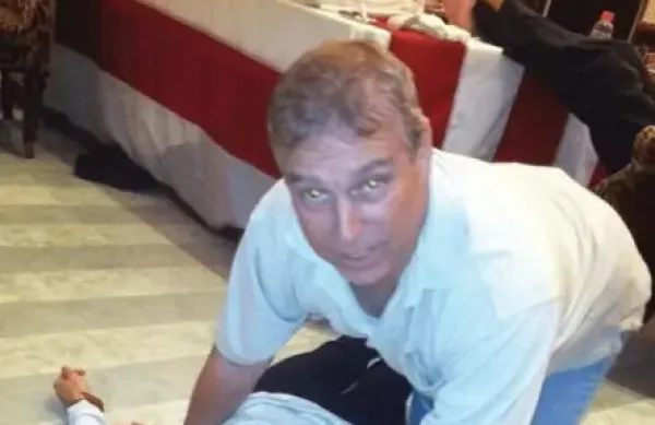 Princ Andrew v kočljivem položaju
